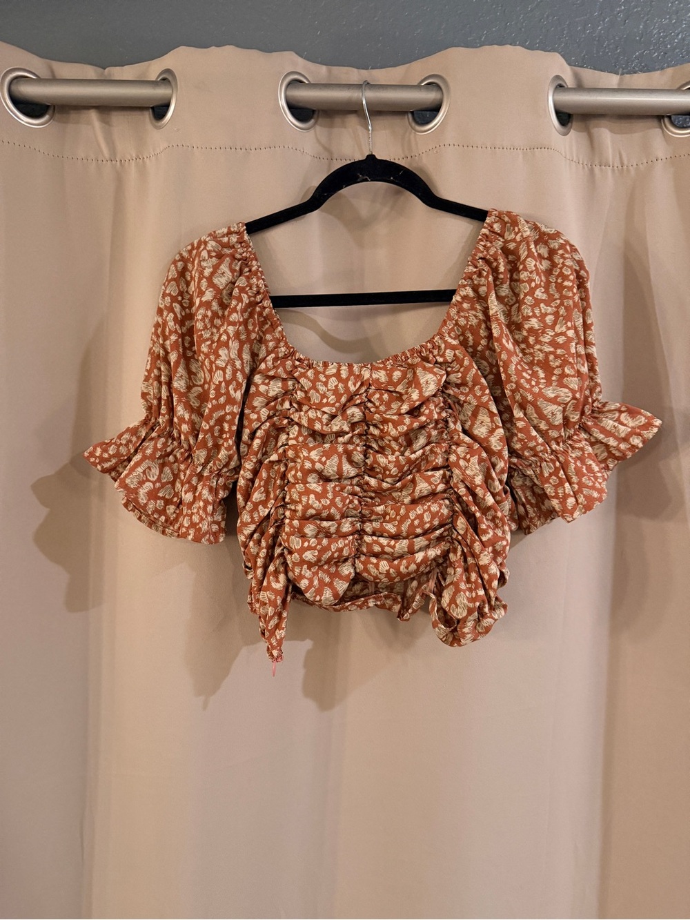 Loverriche Rust Printed Ruffle Crop Top - Women's - Picture 2 of 6